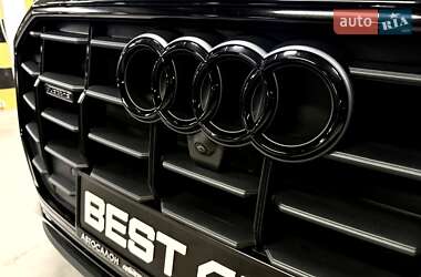 Внедорожник / Кроссовер Audi Q8 2023 в 