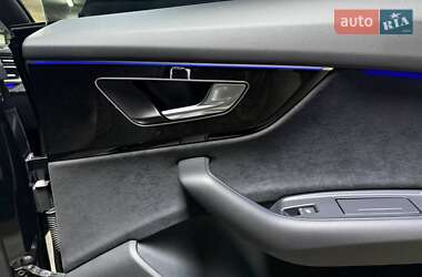 Внедорожник / Кроссовер Audi Q8 2023 в 