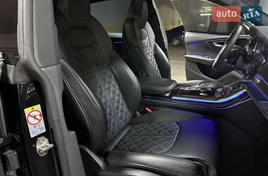 Внедорожник / Кроссовер Audi Q8 2023 в 