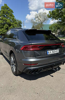 Позашляховик / Кросовер Audi Q8 2019 в 
