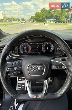 Внедорожник / Кроссовер Audi Q8 2019 в 