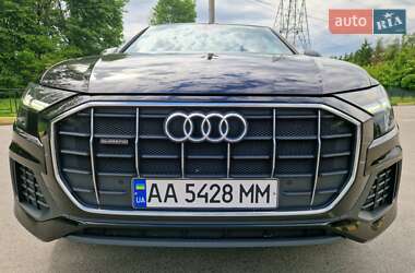 Внедорожник / Кроссовер Audi Q8 2019 в 