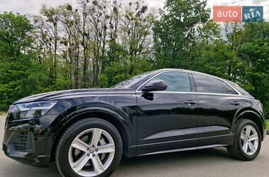 Внедорожник / Кроссовер Audi Q8 2019 в 