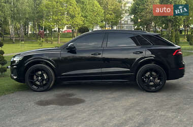 Внедорожник / Кроссовер Audi Q8 2023 в 