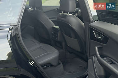 Внедорожник / Кроссовер Audi Q8 2023 в 
