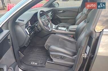 Внедорожник / Кроссовер Audi Q8 2018 в 