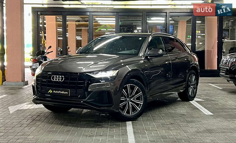 Внедорожник / Кроссовер Audi Q8 2019 в Киеве