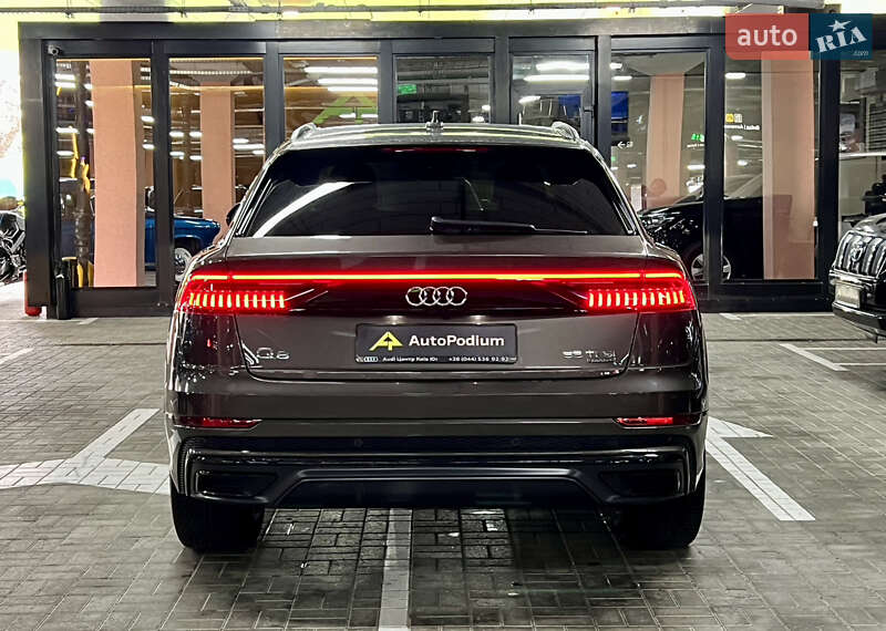 Внедорожник / Кроссовер Audi Q8 2019 в Киеве