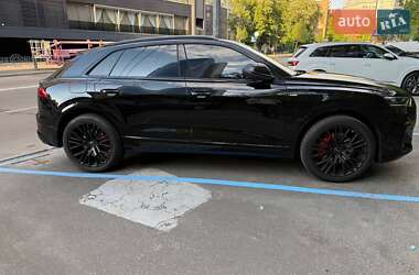 Позашляховик / Кросовер Audi Q8 2025 в Києві