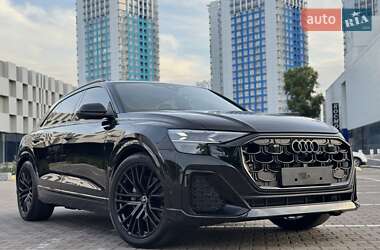 Внедорожник / Кроссовер Audi Q8 2025 в 