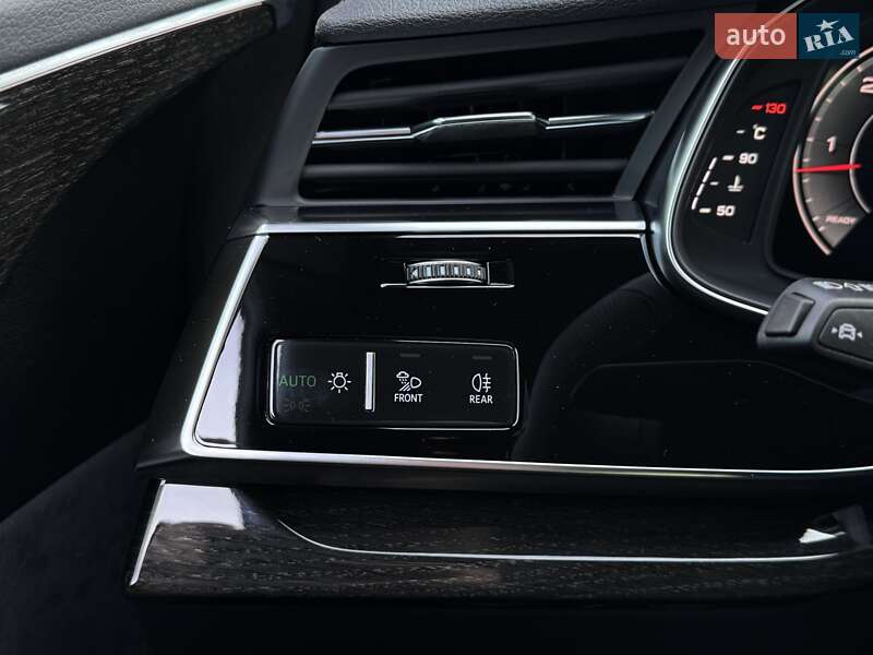 Внедорожник / Кроссовер Audi Q8 2025 в Одессе