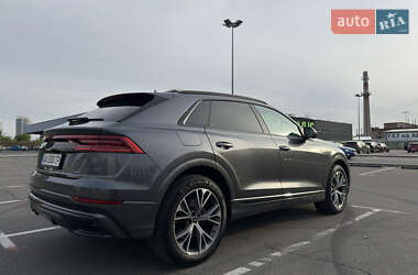 Внедорожник / Кроссовер Audi Q8 2023 в 