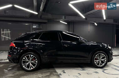 Внедорожник / Кроссовер Audi Q8 2020 в 