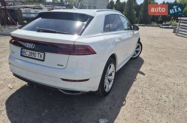Позашляховик / Кросовер Audi Q8 2019 в 