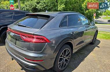 Внедорожник / Кроссовер Audi Q8 2019 в 