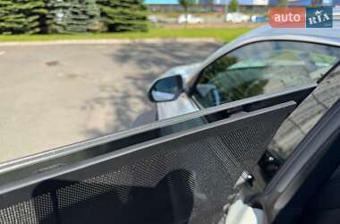 Внедорожник / Кроссовер Audi Q8 2021 в 