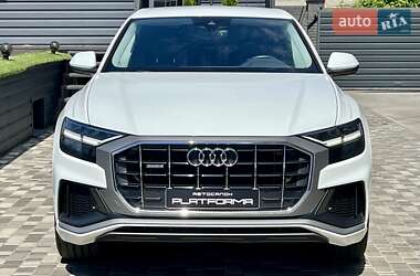 Позашляховик / Кросовер Audi Q8 2018 в 