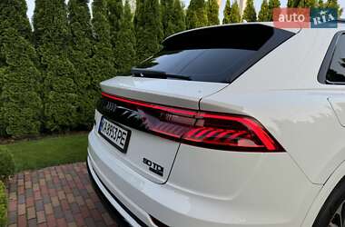 Внедорожник / Кроссовер Audi Q8 2018 в 