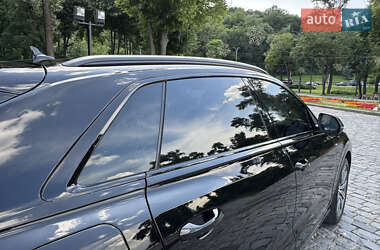 Внедорожник / Кроссовер Audi Q8 2021 в 