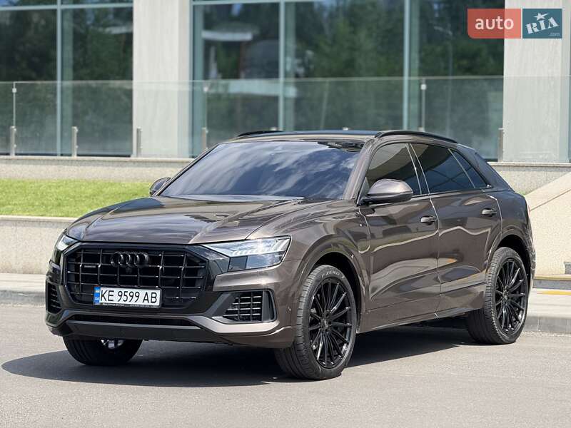 Внедорожник / Кроссовер Audi Q8 2018 в Днепре
