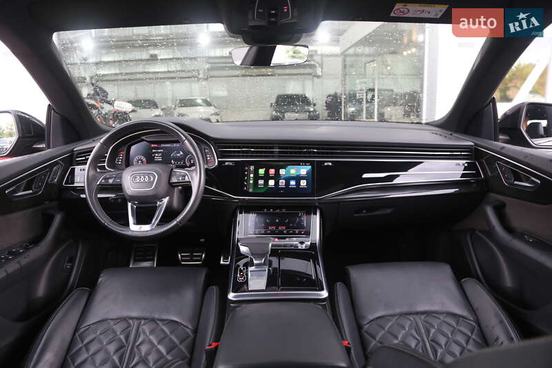 Внедорожник / Кроссовер Audi Q8 2018 в Киеве