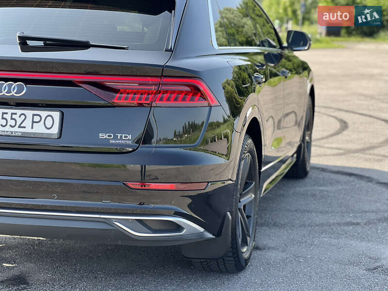 Внедорожник / Кроссовер Audi Q8 2018 в Львове