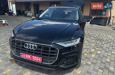 Позашляховик / Кросовер Audi Q8 2023 в Чернівцях