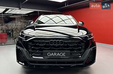 Позашляховик / Кросовер Audi Q8 2025 в 