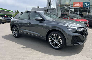 Внедорожник / Кроссовер Audi Q8 2025 в 