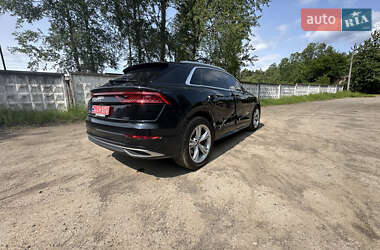 Внедорожник / Кроссовер Audi Q8 2018 в 