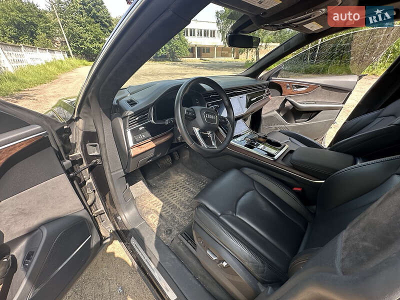 Внедорожник / Кроссовер Audi Q8 2018 в Львове фото 5 Внедорожник / Кроссовер Audi Q8 2018 в Львове