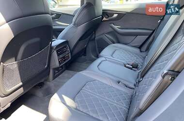 Внедорожник / Кроссовер Audi Q8 2025 в 