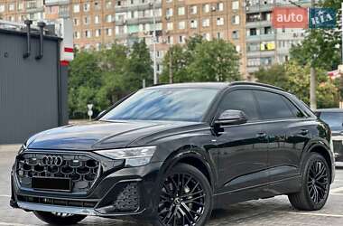 Внедорожник / Кроссовер Audi Q8 2025 в 