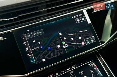 Внедорожник / Кроссовер Audi Q8 2025 в 