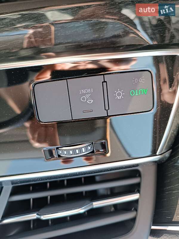 Внедорожник / Кроссовер Audi Q8 2021 в Львове