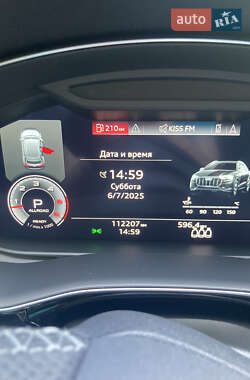 Внедорожник / Кроссовер Audi Q8 2020 в 