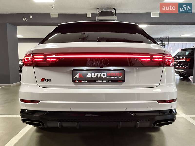 Позашляховик / Кросовер Audi Q8 2024 в Львові