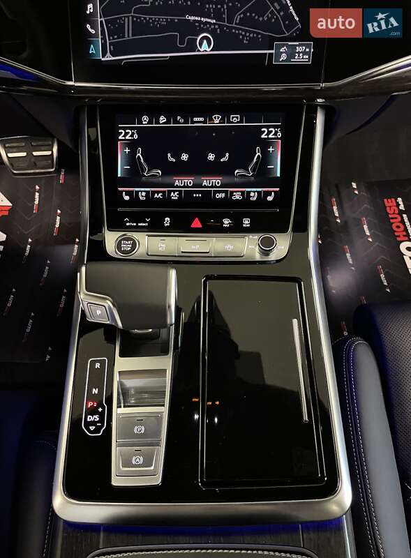 Позашляховик / Кросовер Audi Q8 2024 в Львові