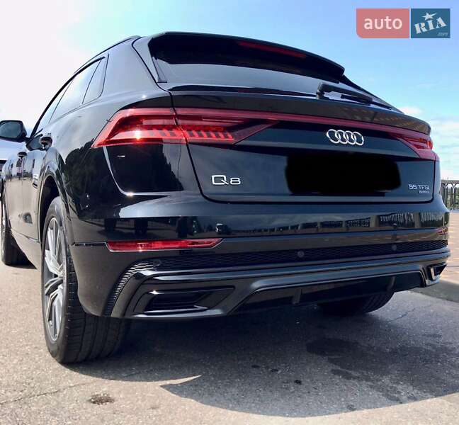 Внедорожник / Кроссовер Audi Q8 2018 в Киеве