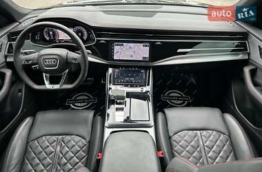 Внедорожник / Кроссовер Audi Q8 2024 в 