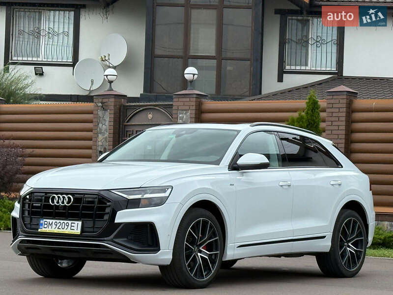 Внедорожник / Кроссовер Audi Q8 2020 в Киеве