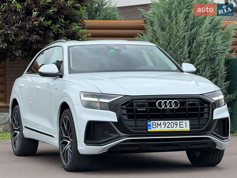 Внедорожник / Кроссовер Audi Q8 2020 в Киеве