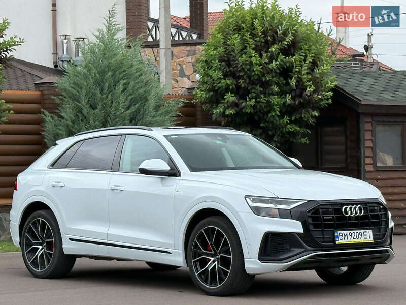 Внедорожник / Кроссовер Audi Q8 2020 в Киеве