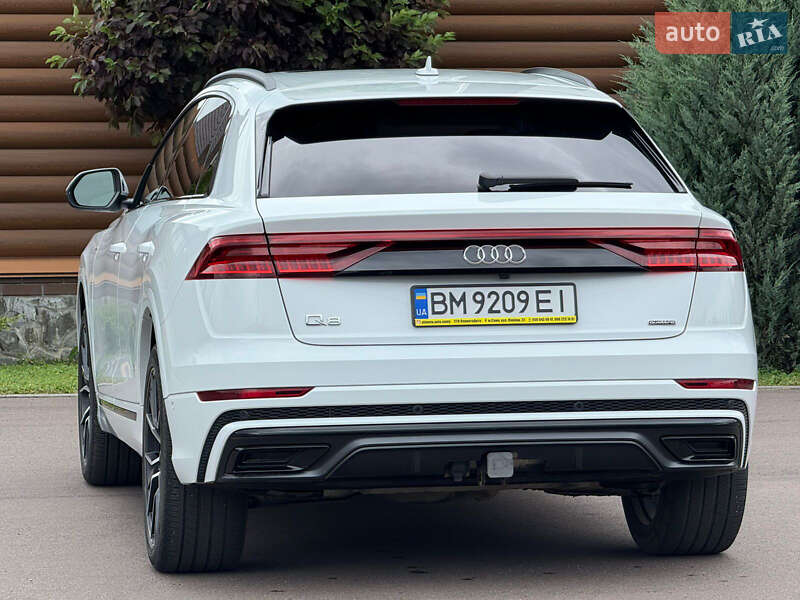 Внедорожник / Кроссовер Audi Q8 2020 в Киеве