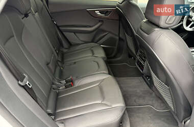 Внедорожник / Кроссовер Audi Q8 2020 в 