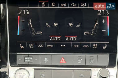Внедорожник / Кроссовер Audi Q8 2020 в 