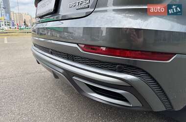 Внедорожник / Кроссовер Audi Q8 2018 в 