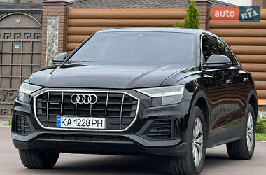 Внедорожник / Кроссовер Audi Q8 2019 в 