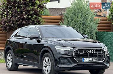 Внедорожник / Кроссовер Audi Q8 2019 в 
