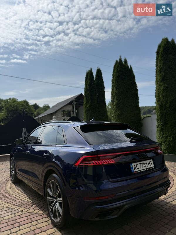 Внедорожник / Кроссовер Audi Q8 2019 в Виноградове